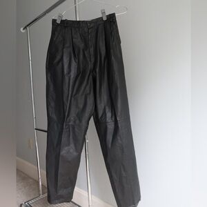 Vintage Avanti Black‎ Leather Pants High-Waisted Relaxed Fit
